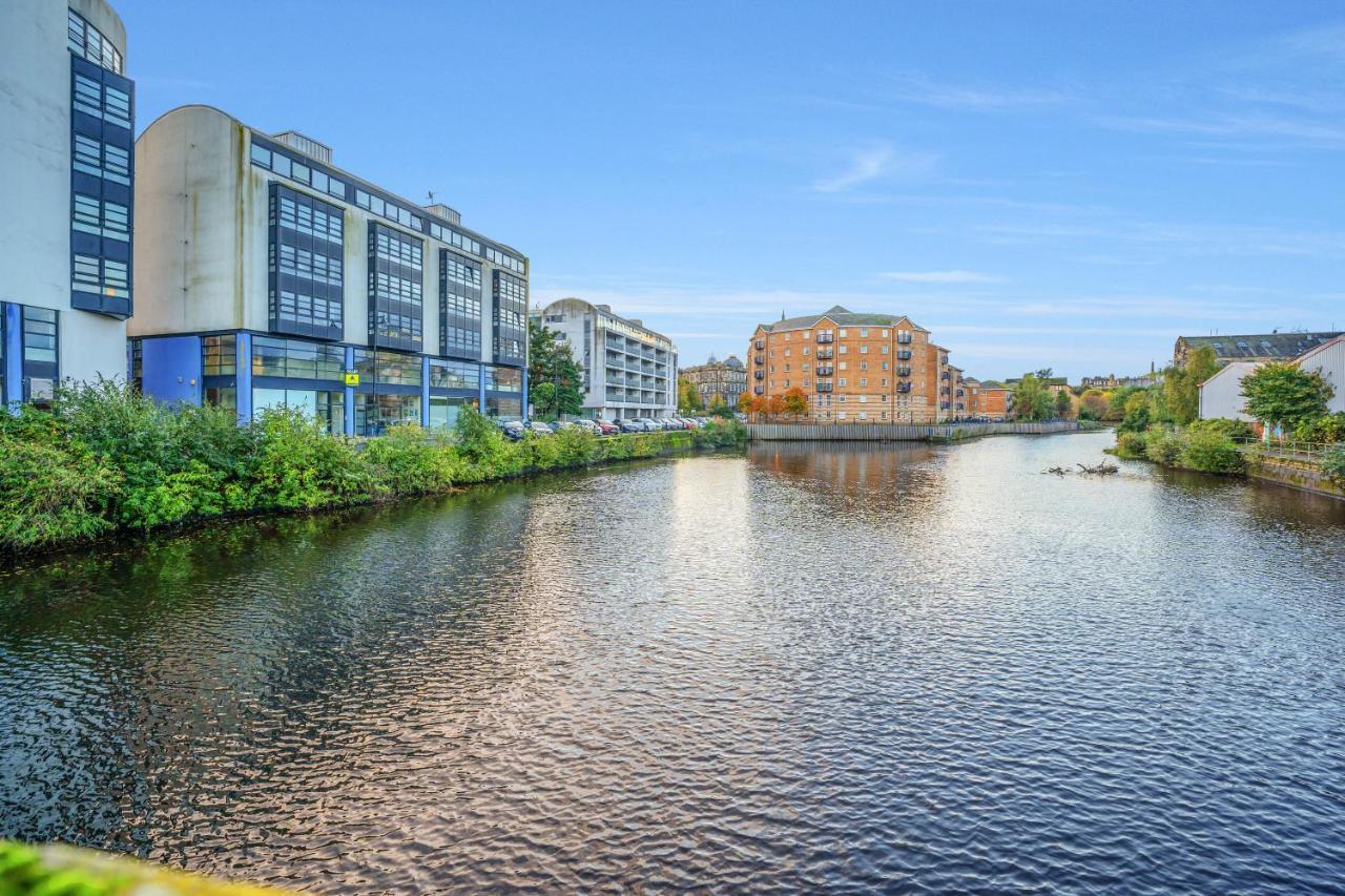 Private Ground Floor Main Door Entrance - Spacious 2 Bedroom Property - The Shore, Leith Edynburg Zewnętrze zdjęcie